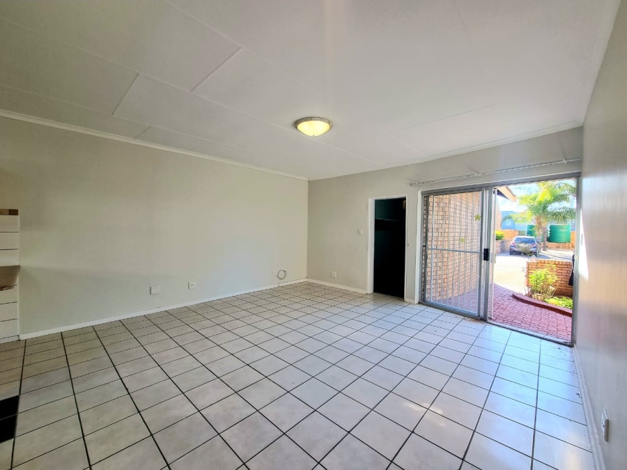 2 Bedroom Property for Sale in Minerva Gardens Northern Cape